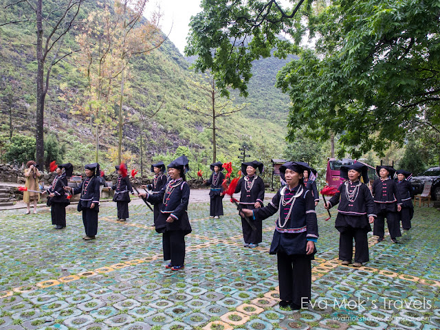 黑衣壯吞力屯