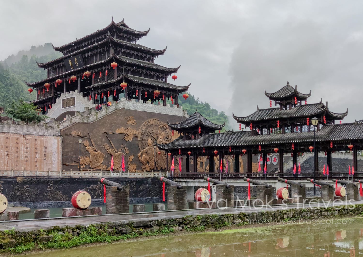 墨戎湘西苗寨